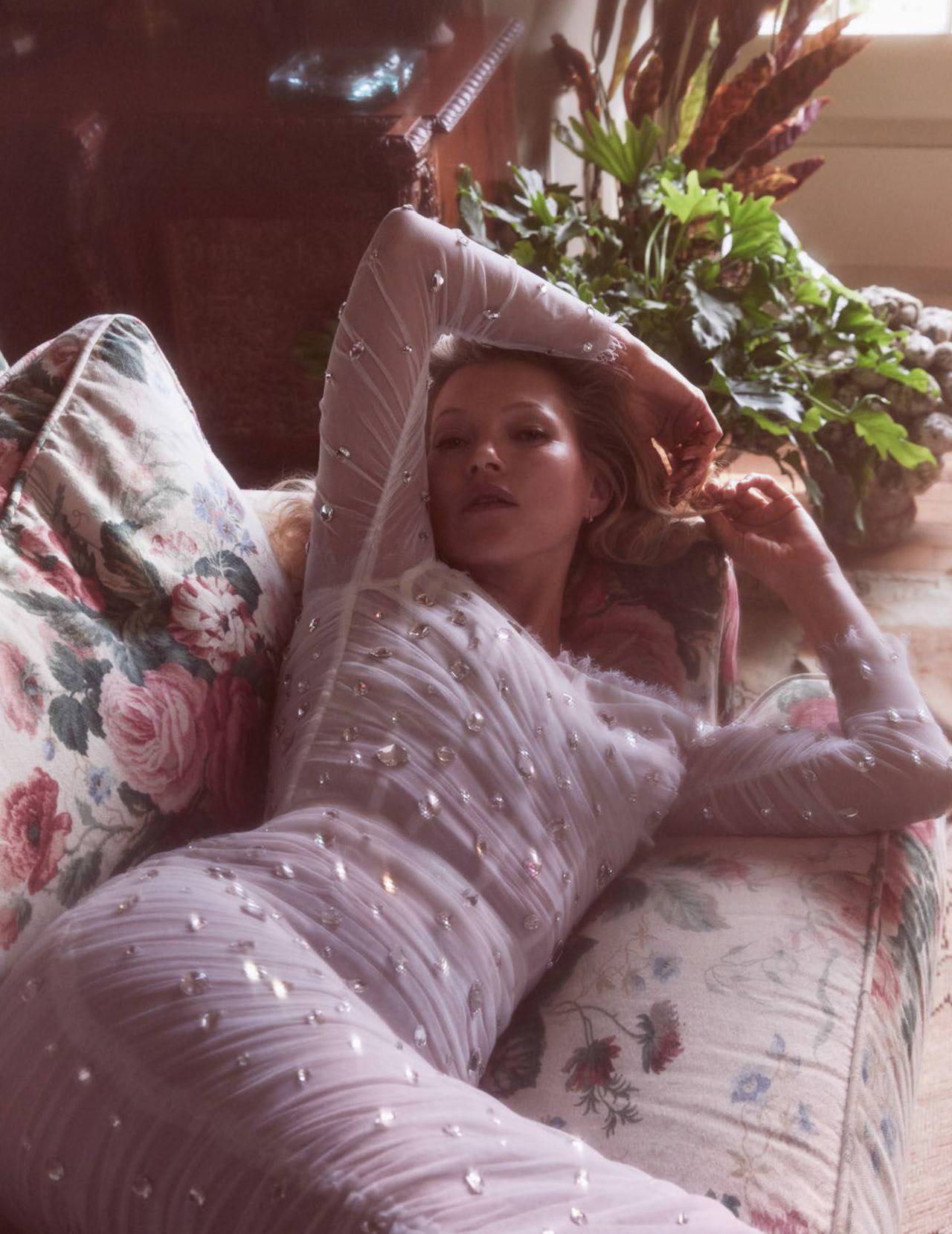 Kate Moss by Mikael Jansson for Vogue Paris Sept 2018 (10).jpg