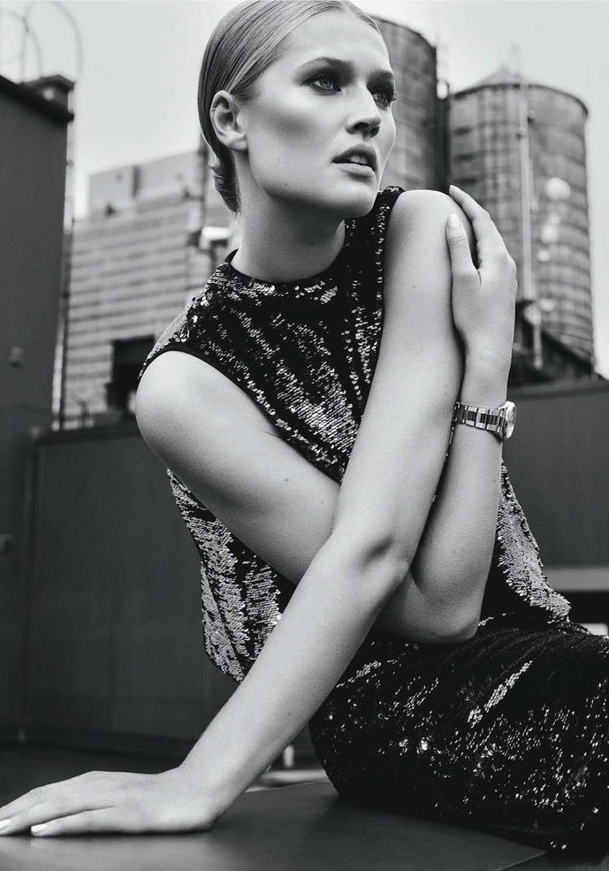 Toni Garrn by Adam Franzino for Elle Germany  (7).jpg