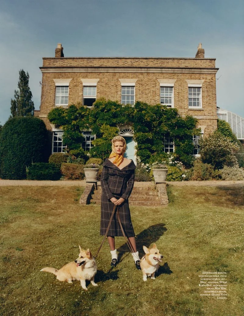 Lara Stone by Quentin de Briey for Vogue Ukraine  (5).jpg