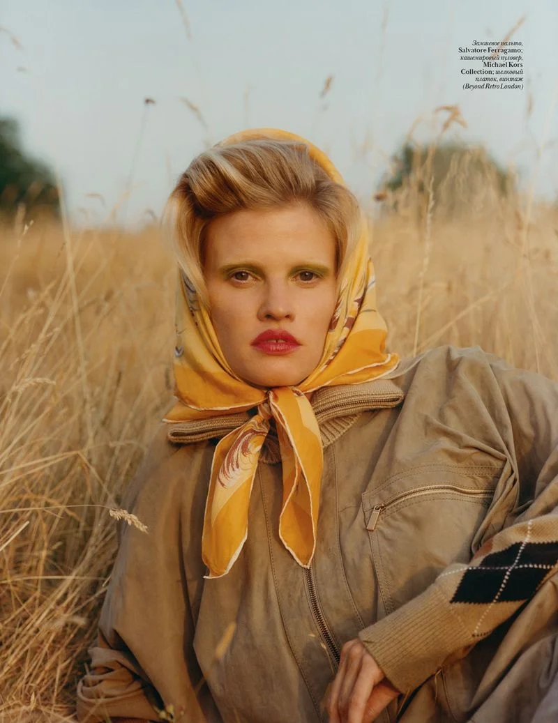Lara Stone by Quentin de Briey for Vogue Ukraine (8).jpg