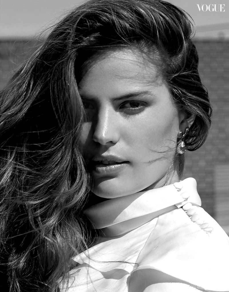 Cameron Russell by Yu Tsai for Vogue Thailand August 2018 (1).jpg