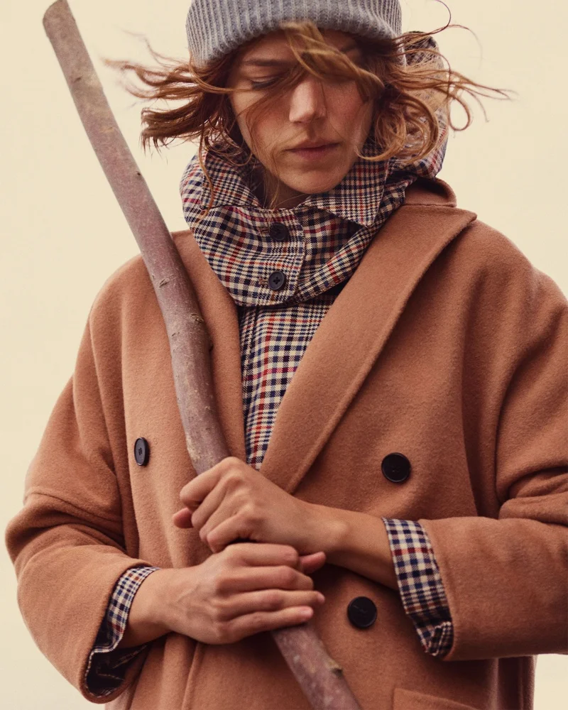 Freja Beha Erichsen for Zara Fall 2018 Lookbook 'Cozy Feeling' (1).jpg