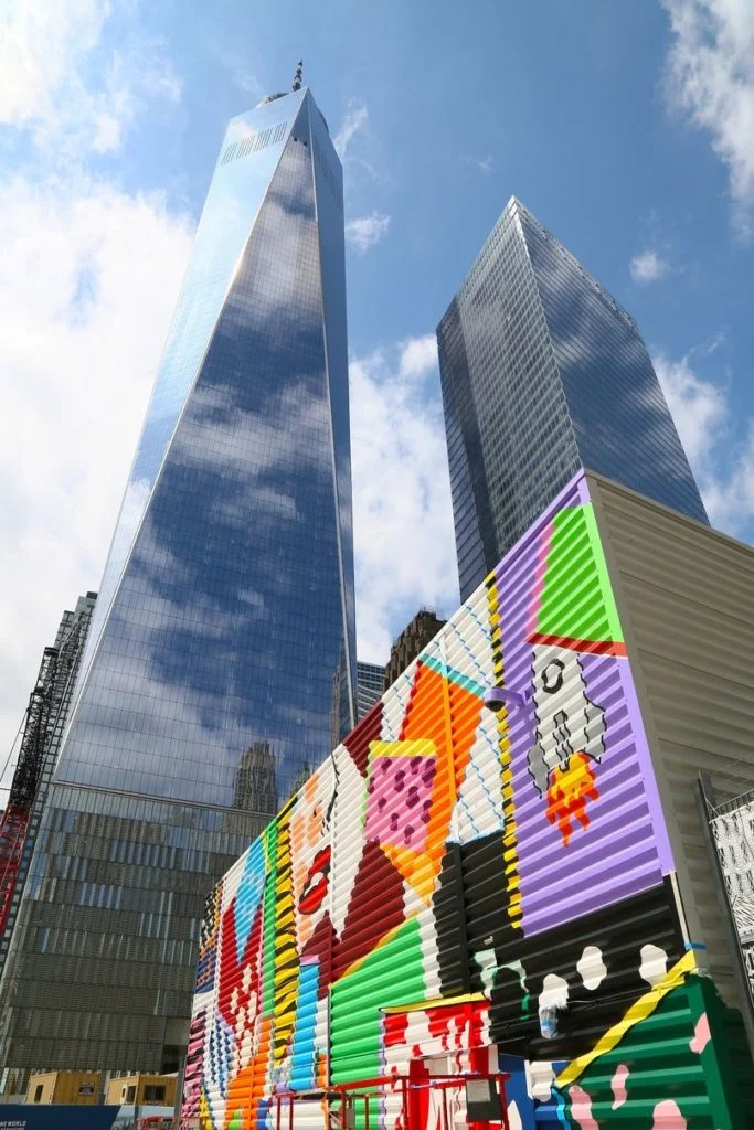 Artist Todd Gray’s Pop Art–inspired mural at the World Trade Center site. Photo courtesy of Silverstein Properties.