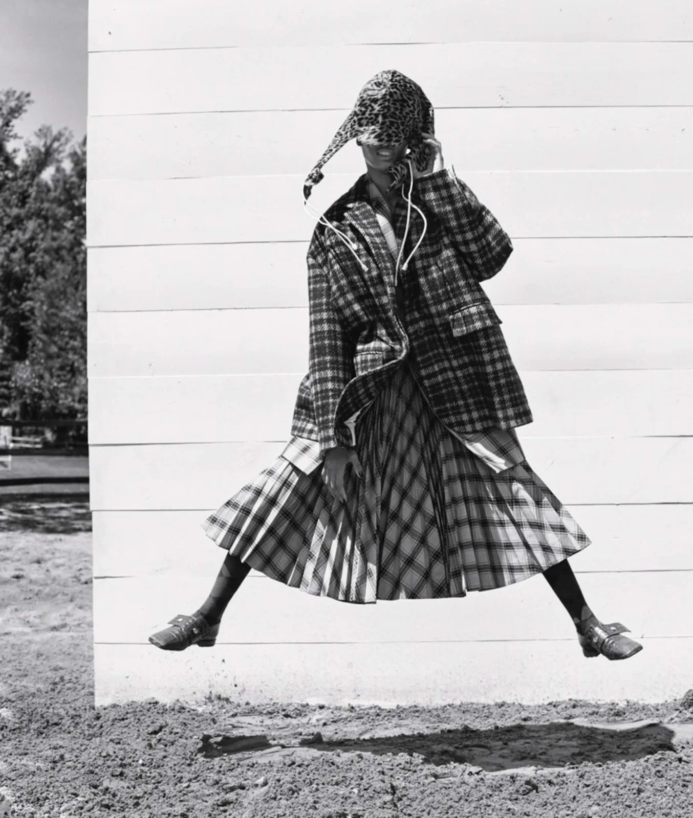 Josh Olins for WSJ Magazine Oct 2018 (8).jpg