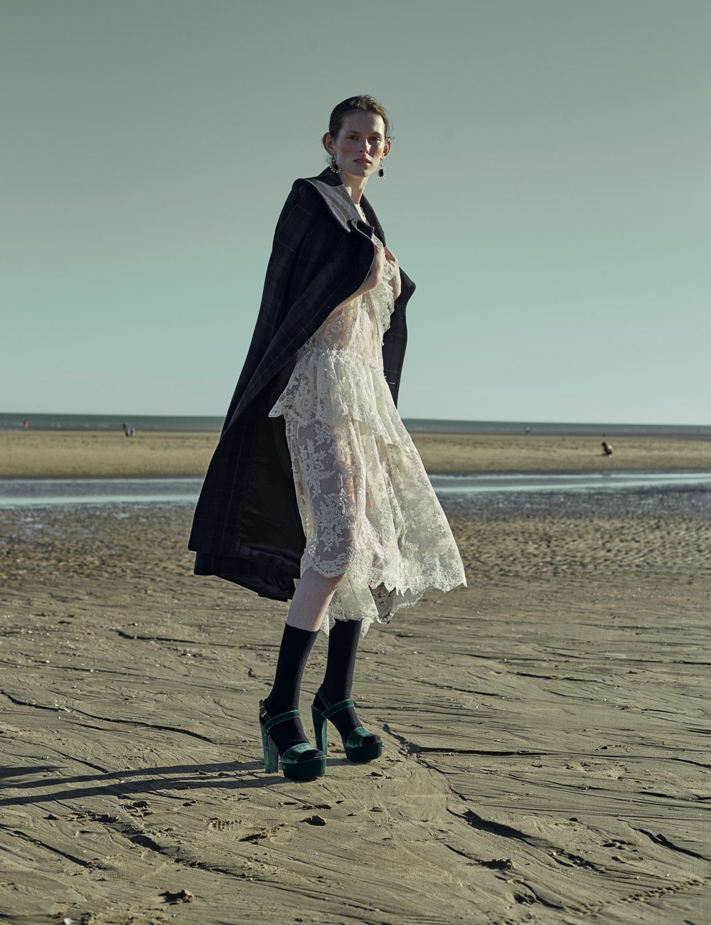 Freya Lawrence by Ina Lekiewicz for Harper's Bazaar Poland  (12).jpg