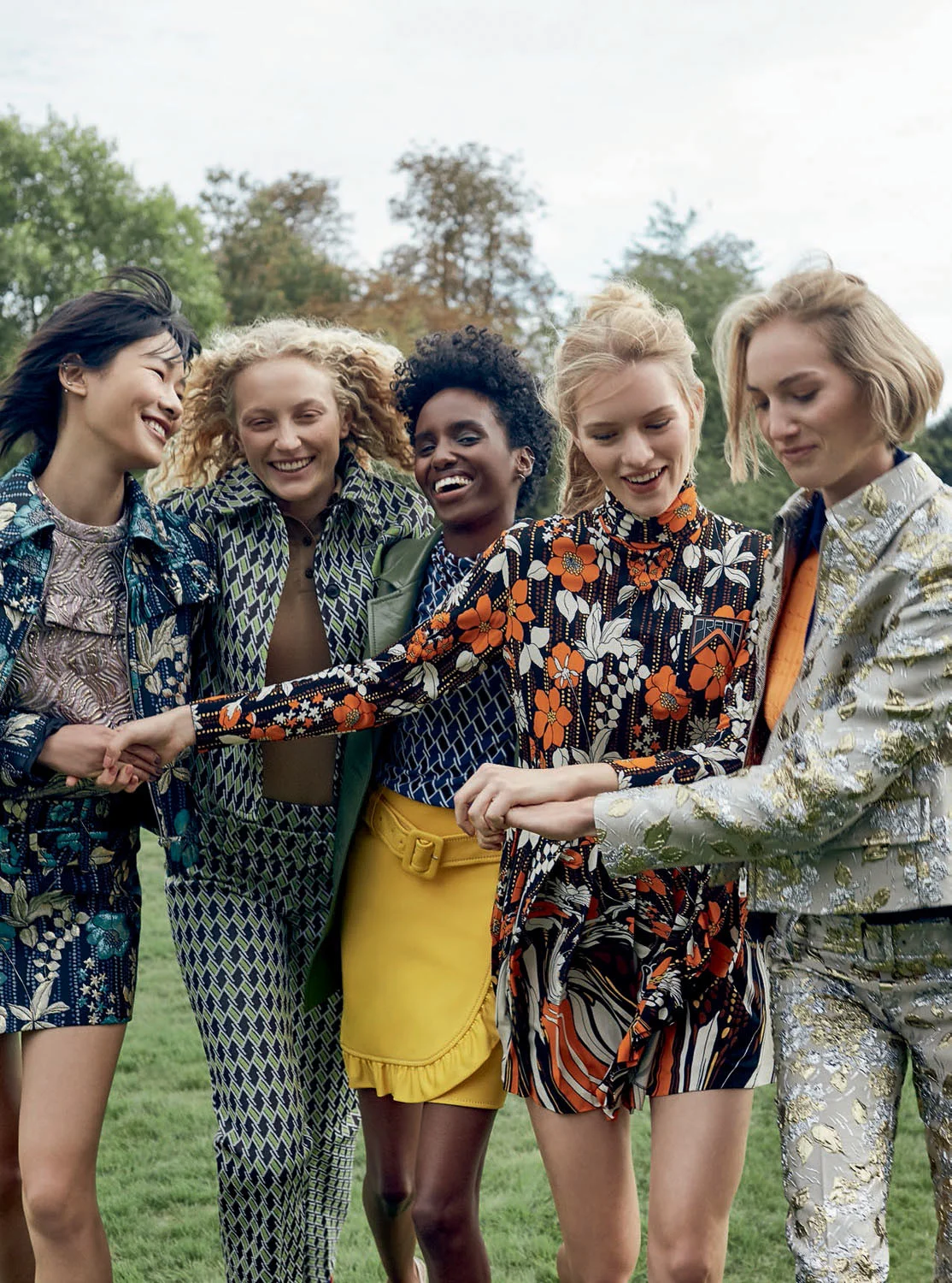 HARPER'S BAZAAR UK DECEMBER 2018 BY AGATA POSPIESZYNSKA-9.jpg