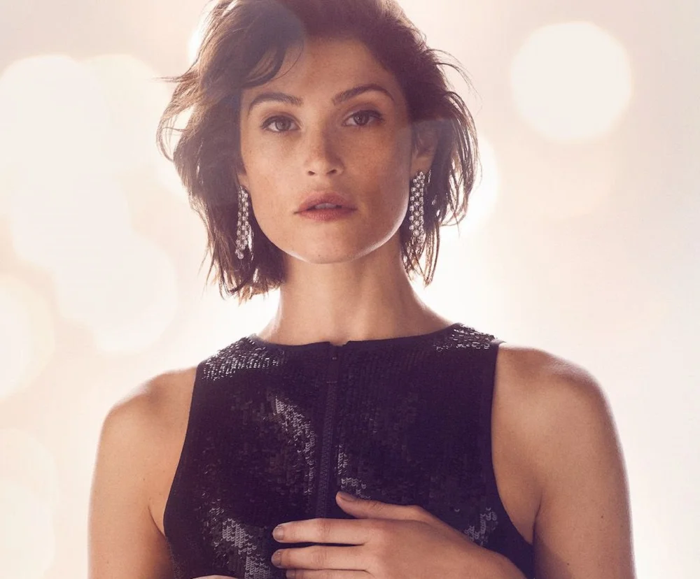Gemma+Arterton+in+Harper's+Bazaar+UK+Nov+2018+(6) mini.jpg