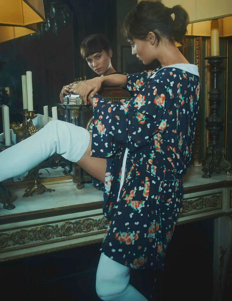 Alicia Vikander by Emma Summerton for Vogue Spain Dec 2018 (7).jpg
