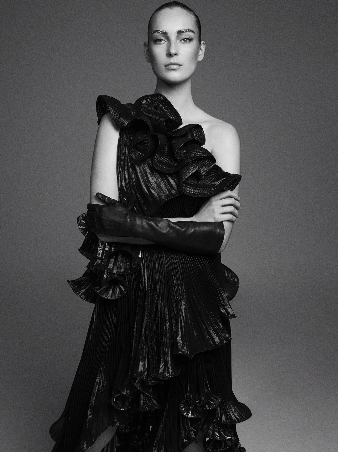 Julia Bergshoeff by Alvaro Beamud Cortes for Vogue Spain December 2018 (2).jpg