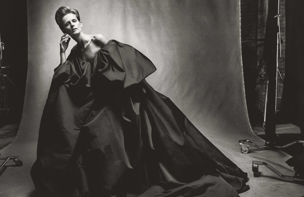 Stella Tennant Holds Court In Steven Meisel Images For Vogue UK ...