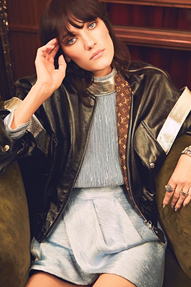Liene Podina by Cesar Balcazar for Vogue Mexico Dec 2018 (4).jpg