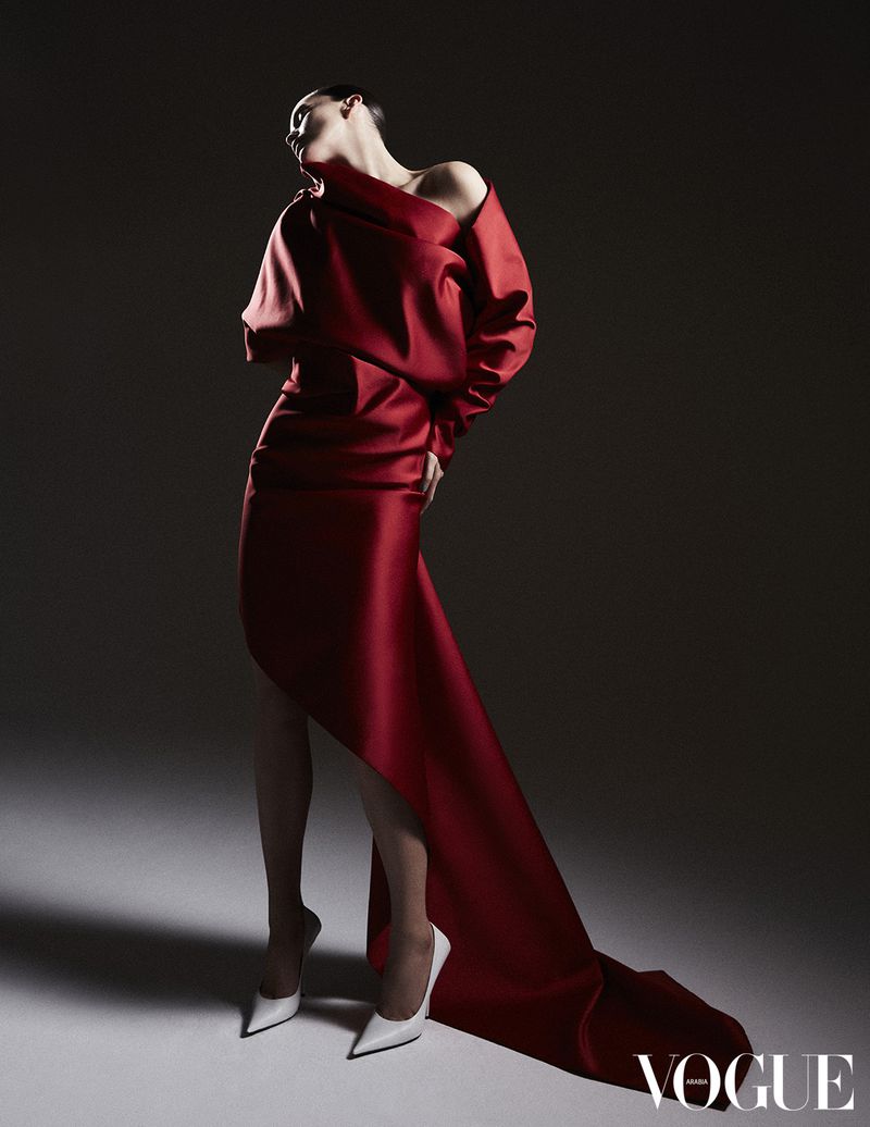 Emily DiDonato by Jack Waterlot for Vogue Arabia Jan 2019 (3).jpg