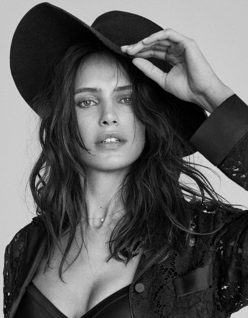 Amanda Wellsh by Xavi Gordo for Madame Figaro Jan 2019 (8).jpg