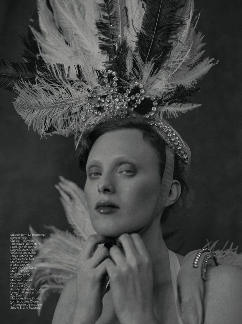 karen Elson by Zee Nunes for Vogue Brasil Feb 2019 (3).jpg