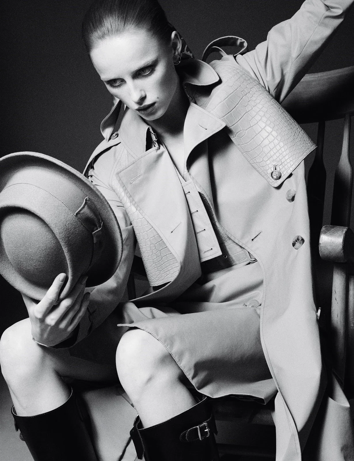 Rianne van Rompaey by Theo Sion for AnOther Mag SS 2019 (4).jpg