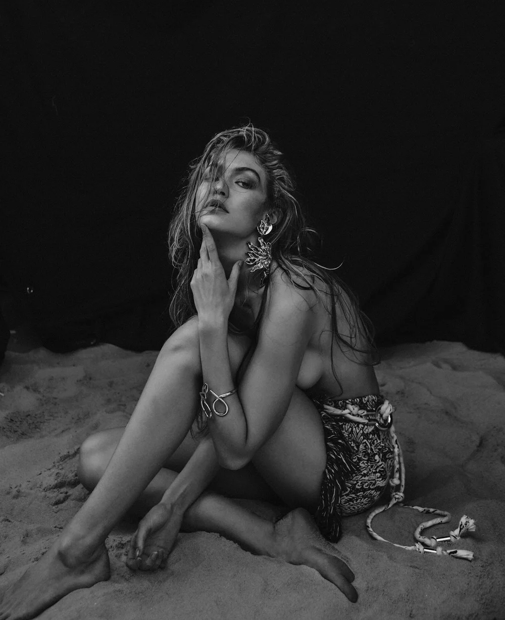 Elle US March 2019 10.jpg