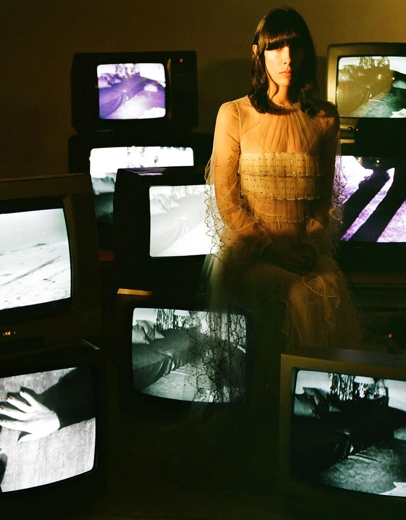Jamie-Bochert-by-Branislav-Simoncik-for-Vogue-Portugal-March-2019- (7).jpg