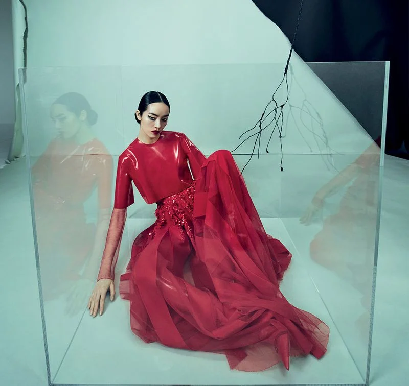 Fei-Fei-Sun-Emma- Summerton- Vogue-China-April-2019 (1).jpg