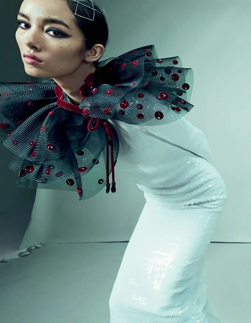 Fei-Fei-Sun-Emma- Summerton- Vogue-China-April-2019 (6).jpg