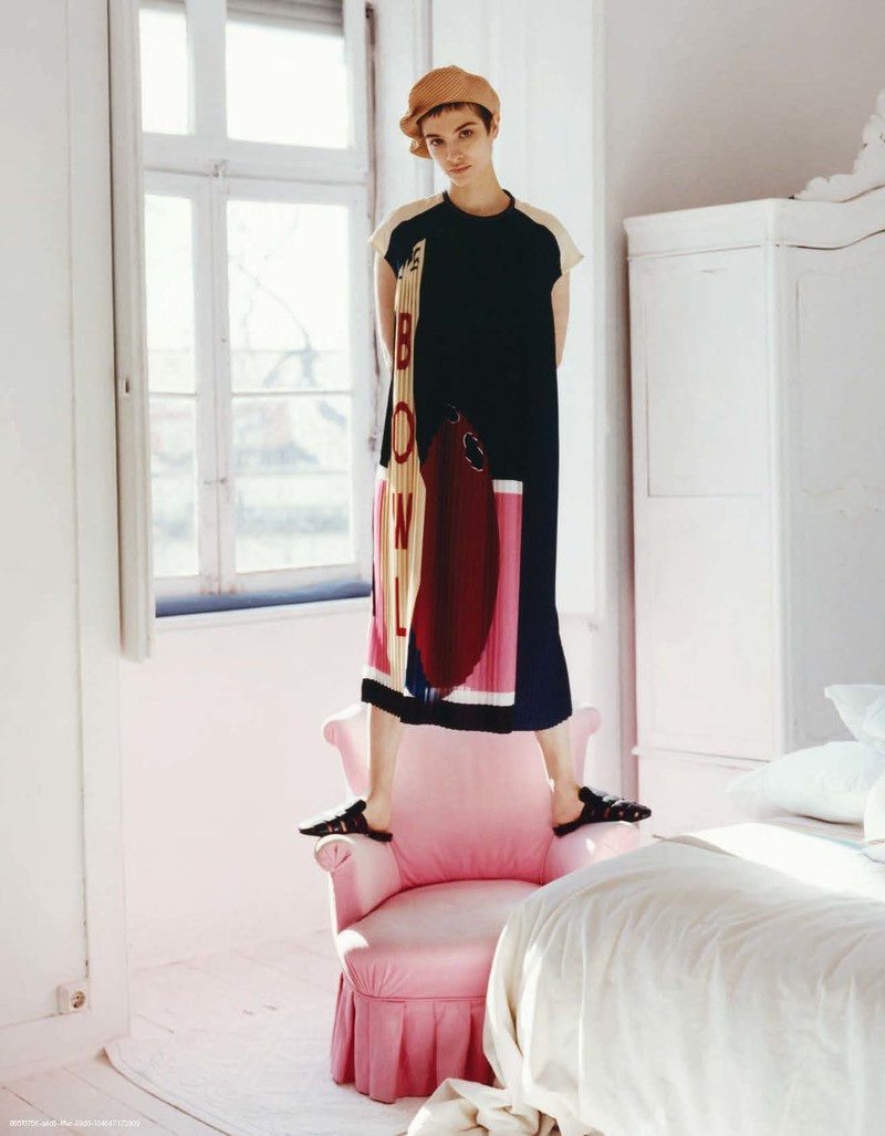 Lera Abova by Marcin Kempski for Vogue Poland (9).jpg