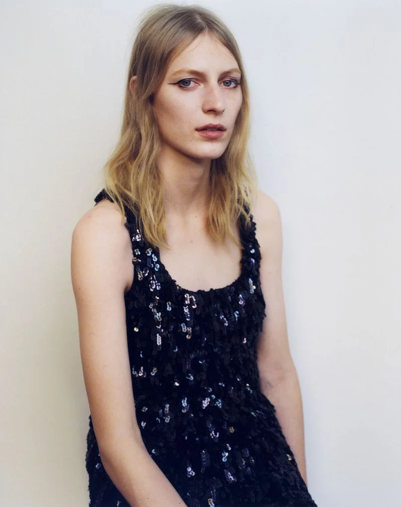 Julia-Nobis-Zoe-Ghertner-M-Le-Monde- (18).jpg