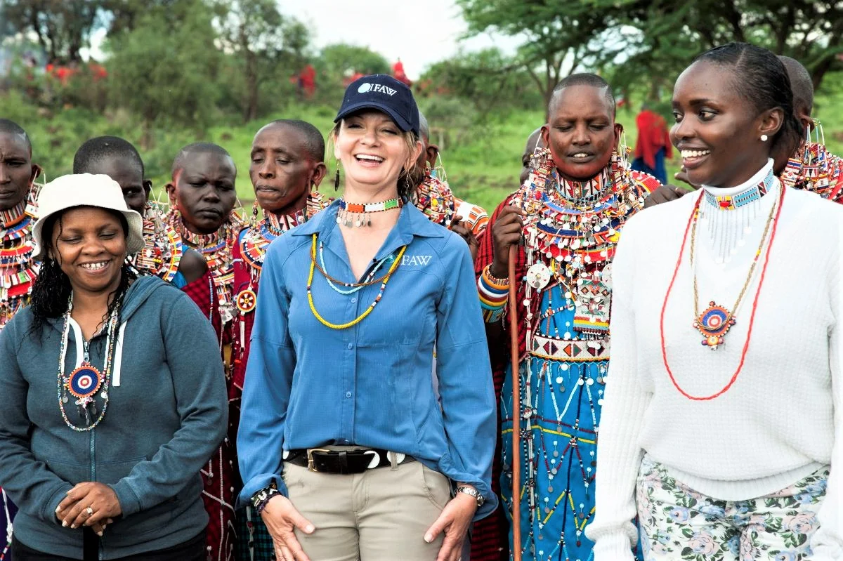 Faye-Cuevas-Masaai-Women-32419-.jpg
