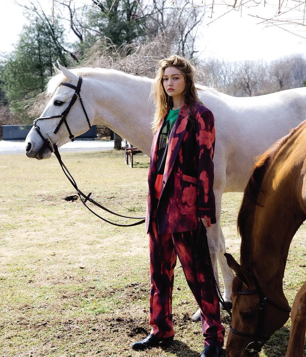 Gigi-Hadid-Helena-Christensen-Vogue-Czech-May-2019 (5).jpg