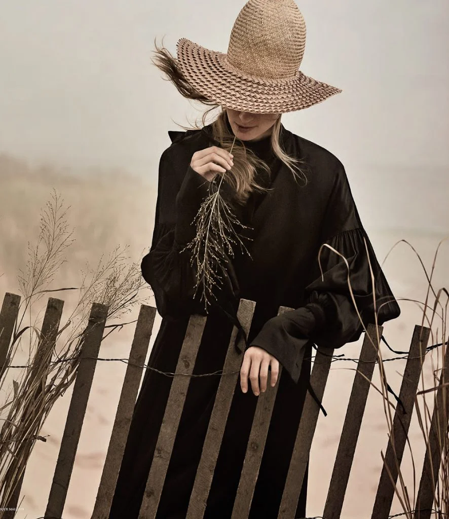 Julia-Stegner-Vogue-Germany-Giampaolo-Sgura- (3).jpg