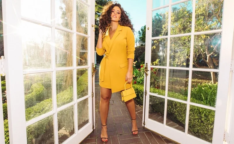 Ashley-Graham-PrettyLittleThing-Spring-2019-Campaign.jpg