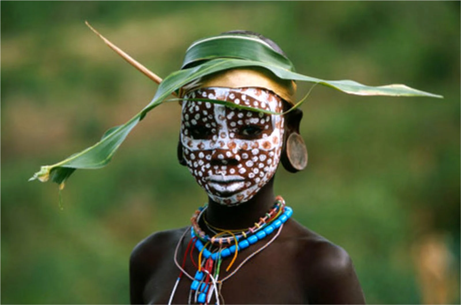 ~ Hans Silvester: “Natural Fashion, Tribal Decoration from Africa” (2008)
