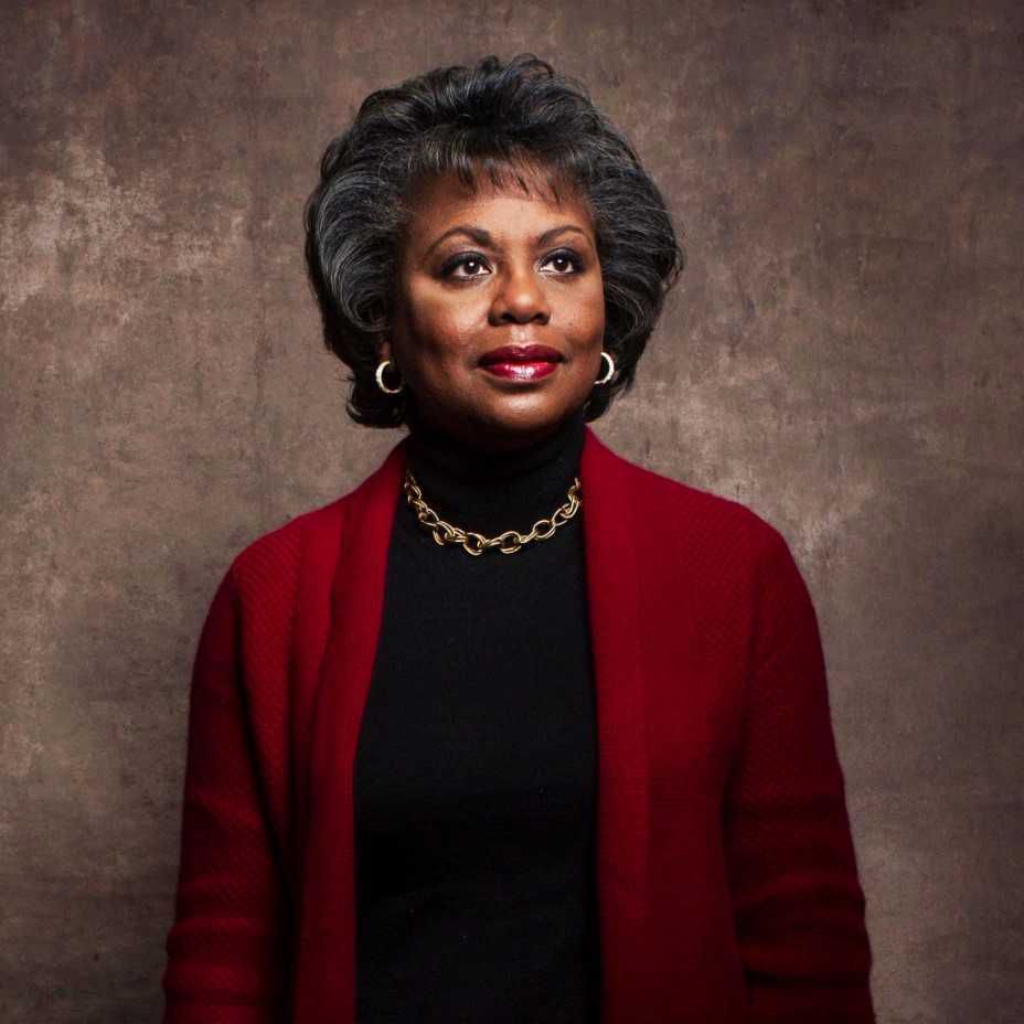 Anita Hill Is Not Waiting for an Apology ELLE Magazine Sept. 18, 2018