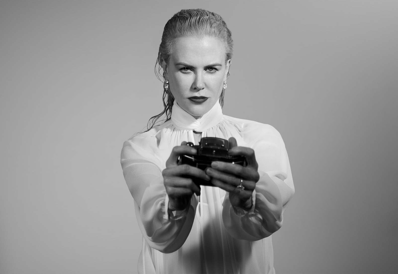 Nicole Kidman by Collier Schorr for Vanity Fair US May 2019 (3).jpg