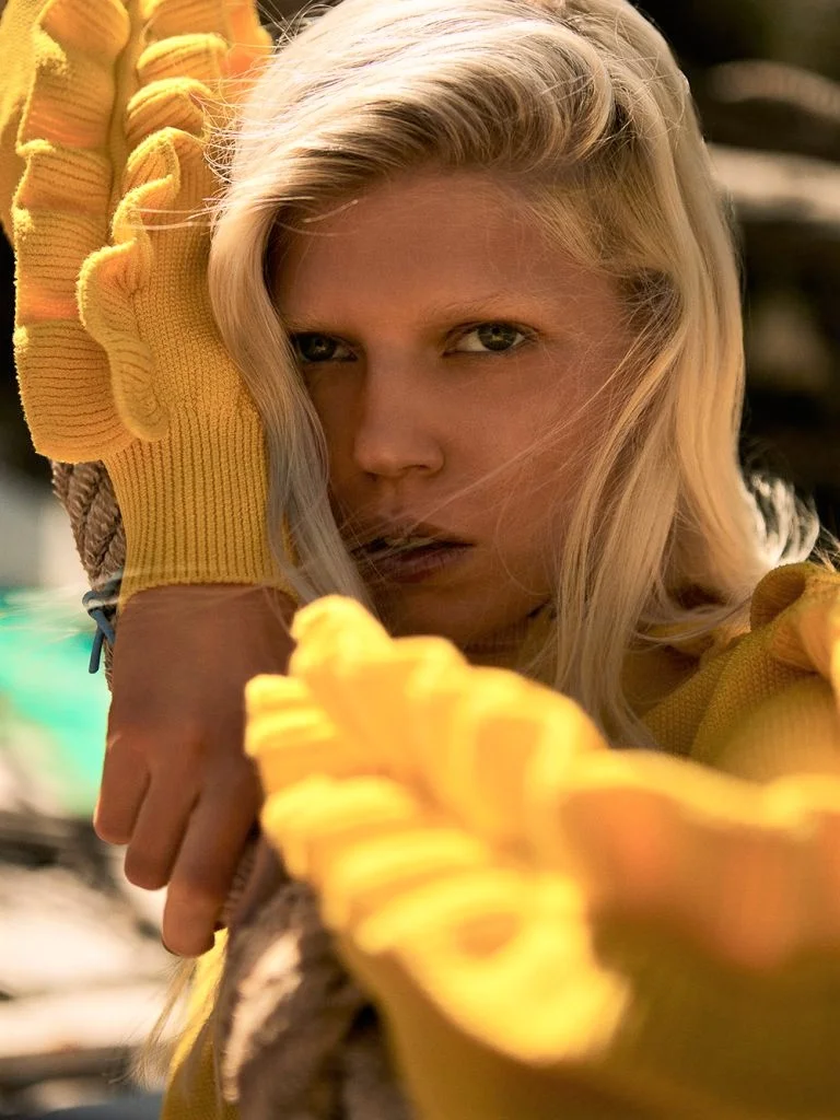 Ola Rudnicka Worships The Sun In Tomas De La Fuente Images For Telva ...