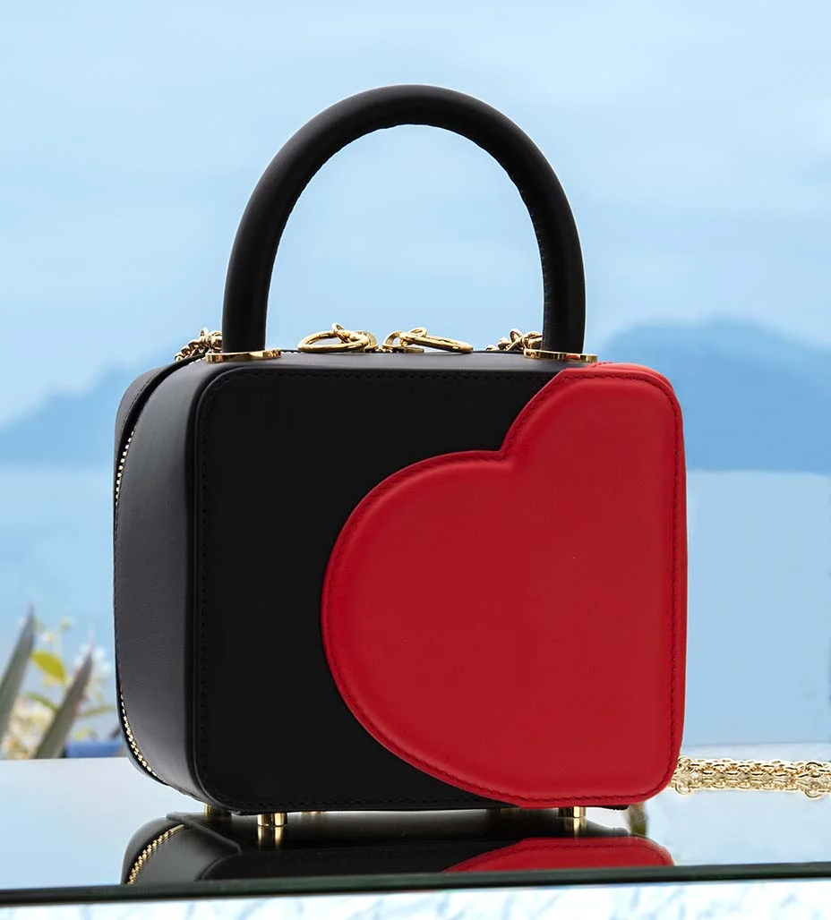 green_carpet_collection_bag_by_chloa_sevigny-embed_2019.jpg