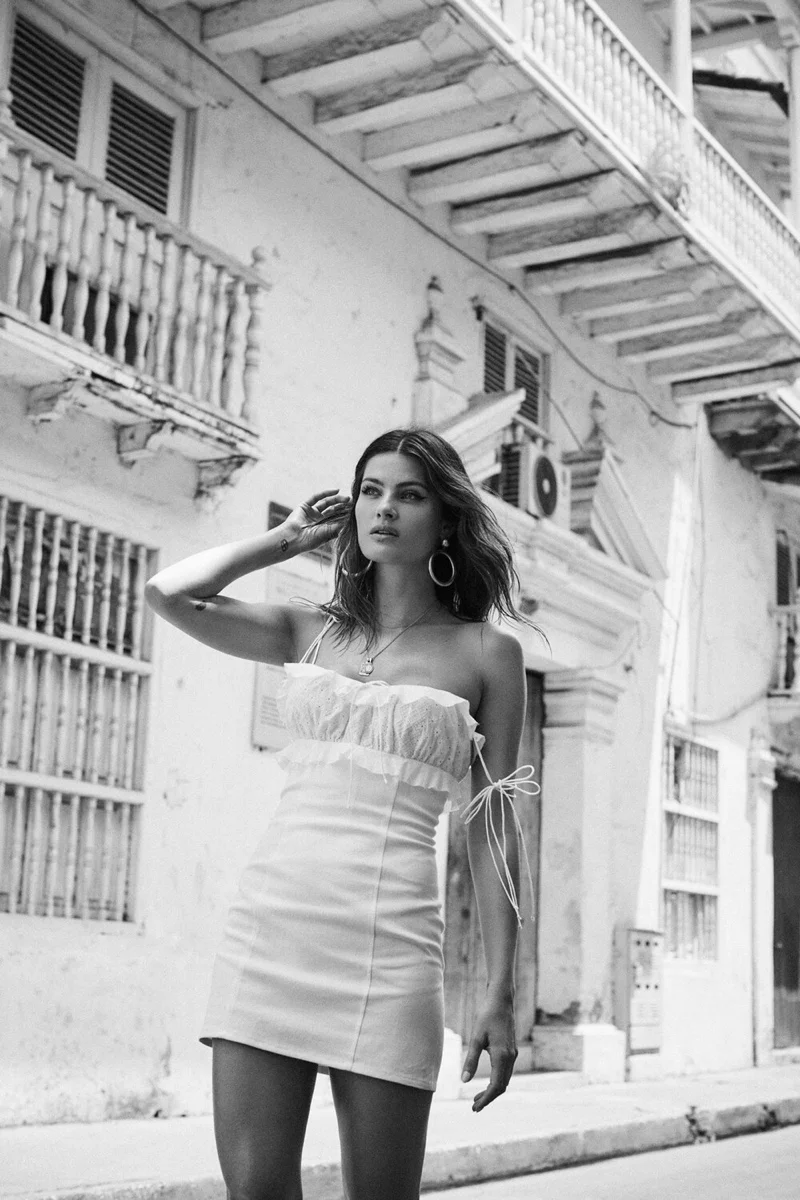 Isabeli Fontana For Love Lemons Summer 2019 Campaign (10).jpg