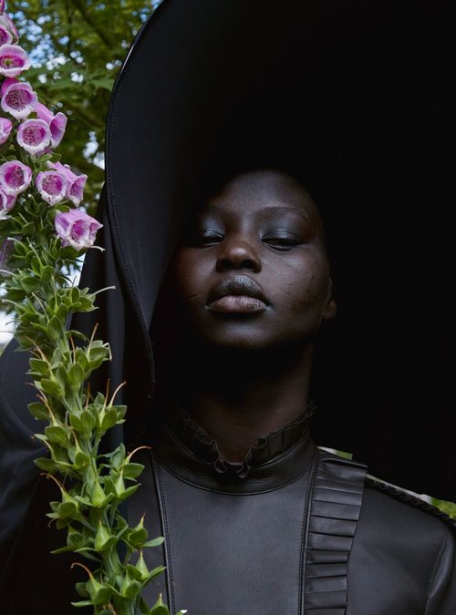 Aweng Chuol + Vivienne Rohner In 'Flowers of Romance' By Thomas Lohr ...