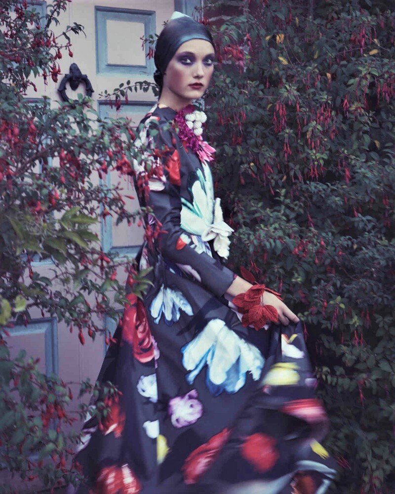  Prada poplin dress, £3,615. Lamar silk-satin headscarf, £55. VV Rouleaux assortment of silk, velvet and cotton flowers, from £7.95 | Image: Yuval Hen 