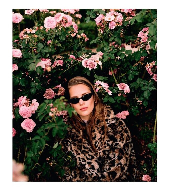 Esther Heesch by Anya Holdstock for Vogue Spain Oct 2019 (1).jpg