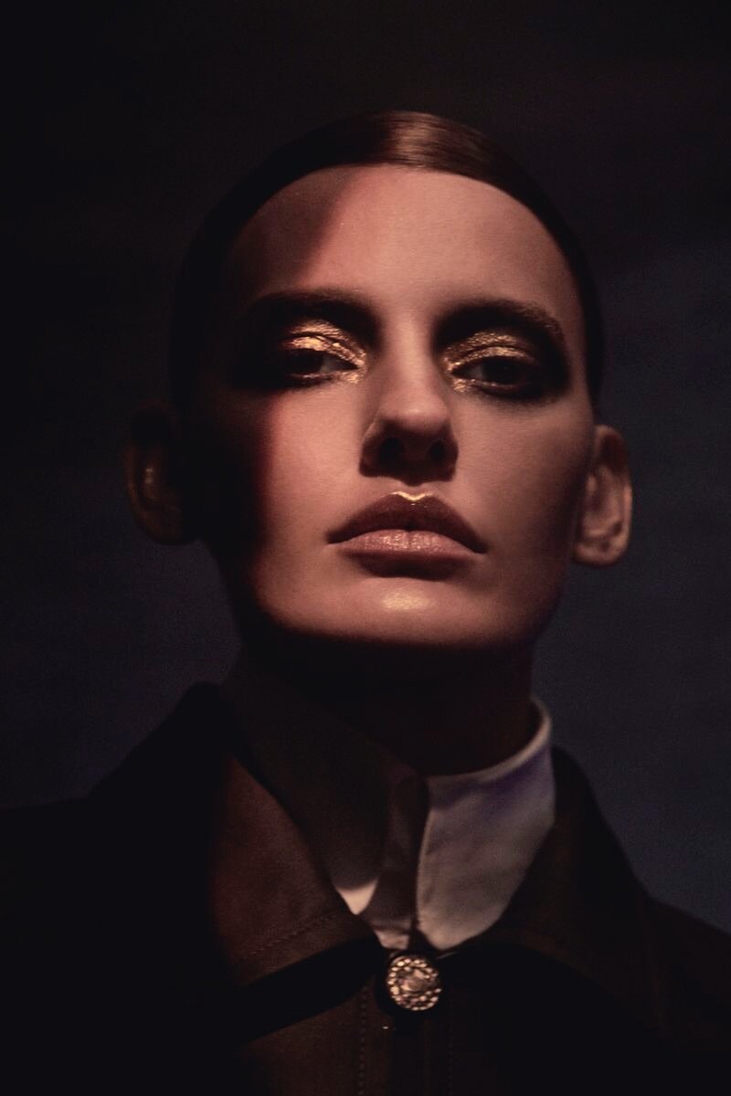 Amanda Murphy by Hugh Lippe for Vogue Greece November (8).jpg