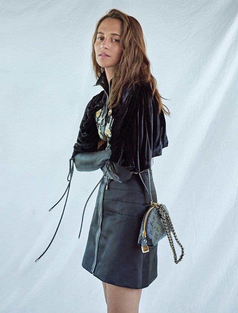LOUIS VUITTON 5-Page PRINT AD Fall 2017 RILEY KEOUGH Jaden Smith BRUCE  WEBER