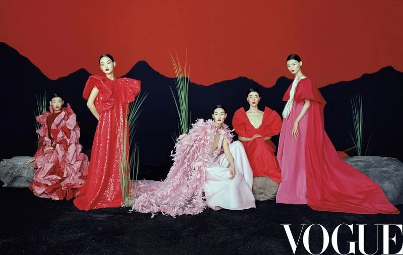 Du Juan (r), He Cong (fr), Lina Zhang (m), Pan Haowen(l), Tang He (fl) by Leslie Zhang for Vogue China February 2020