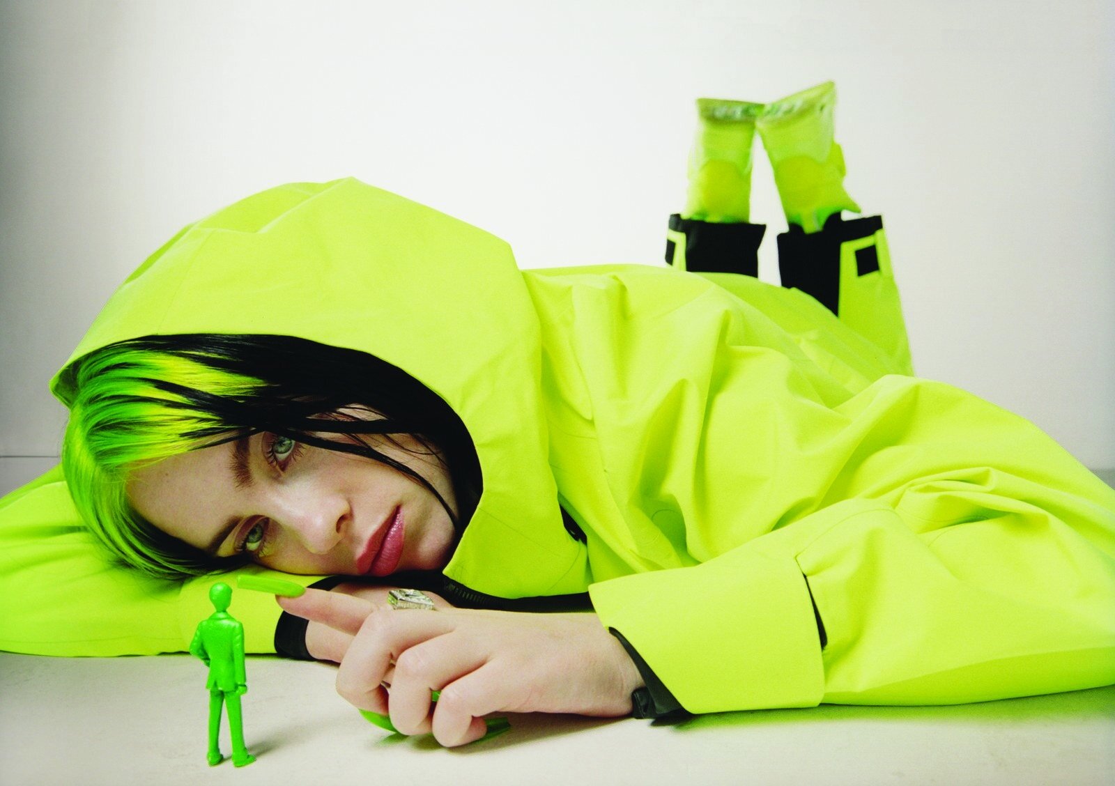 Billie Eilish Vogue US March 2020 (4).jpg