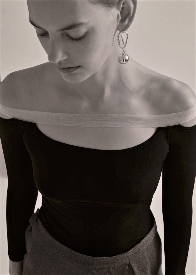 Amanda Murphy by Liam Warwick for Vogue Ukraine January 2020 (5).jpg