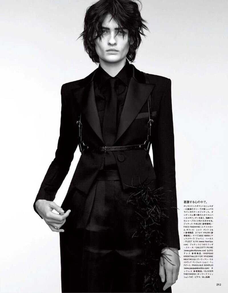 Lara Mullen by Nathaniel Goldberg for Vogue Japan February 2020 (7).jpg