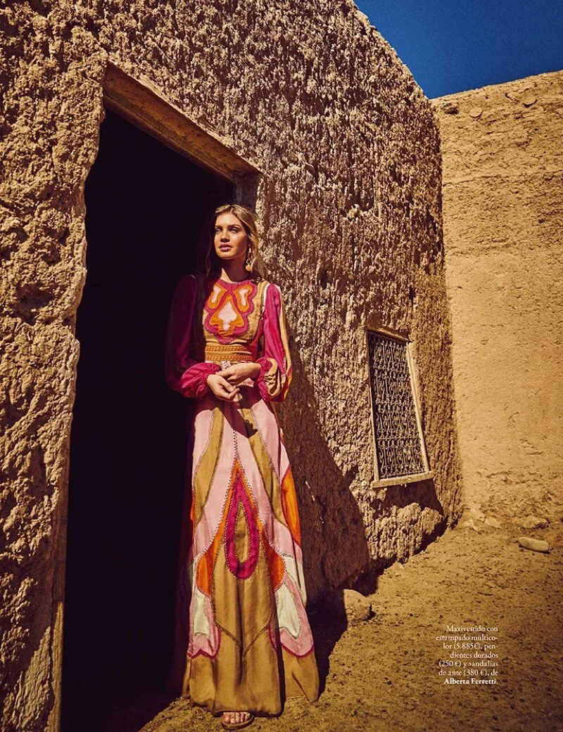 Caroline Corinth by Mario Sierra for ELLE Spain March 2020 (11).jpg