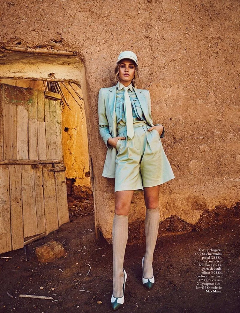 Caroline Corinth by Mario Sierra for ELLE Spain March 2020 (14).jpg