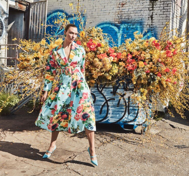 Karlie Kloss by Daniel Jackson Vogue US April 2020 (6).jpg