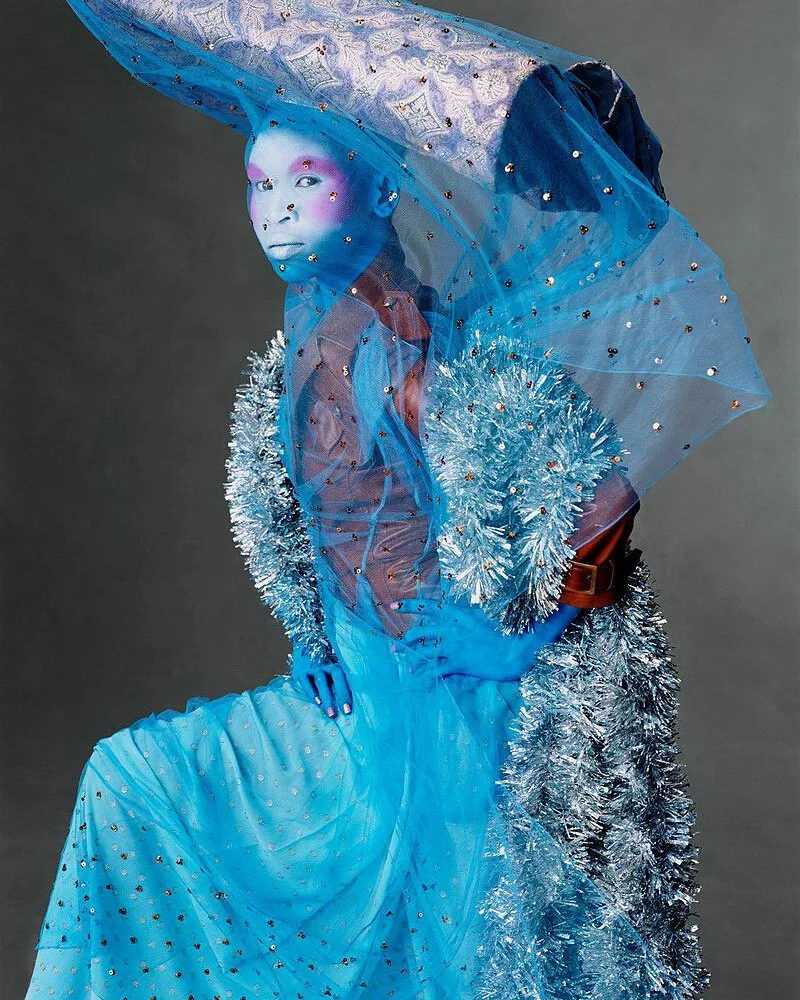 Steven Meisel Joy to the World December 2002 (5).jpg