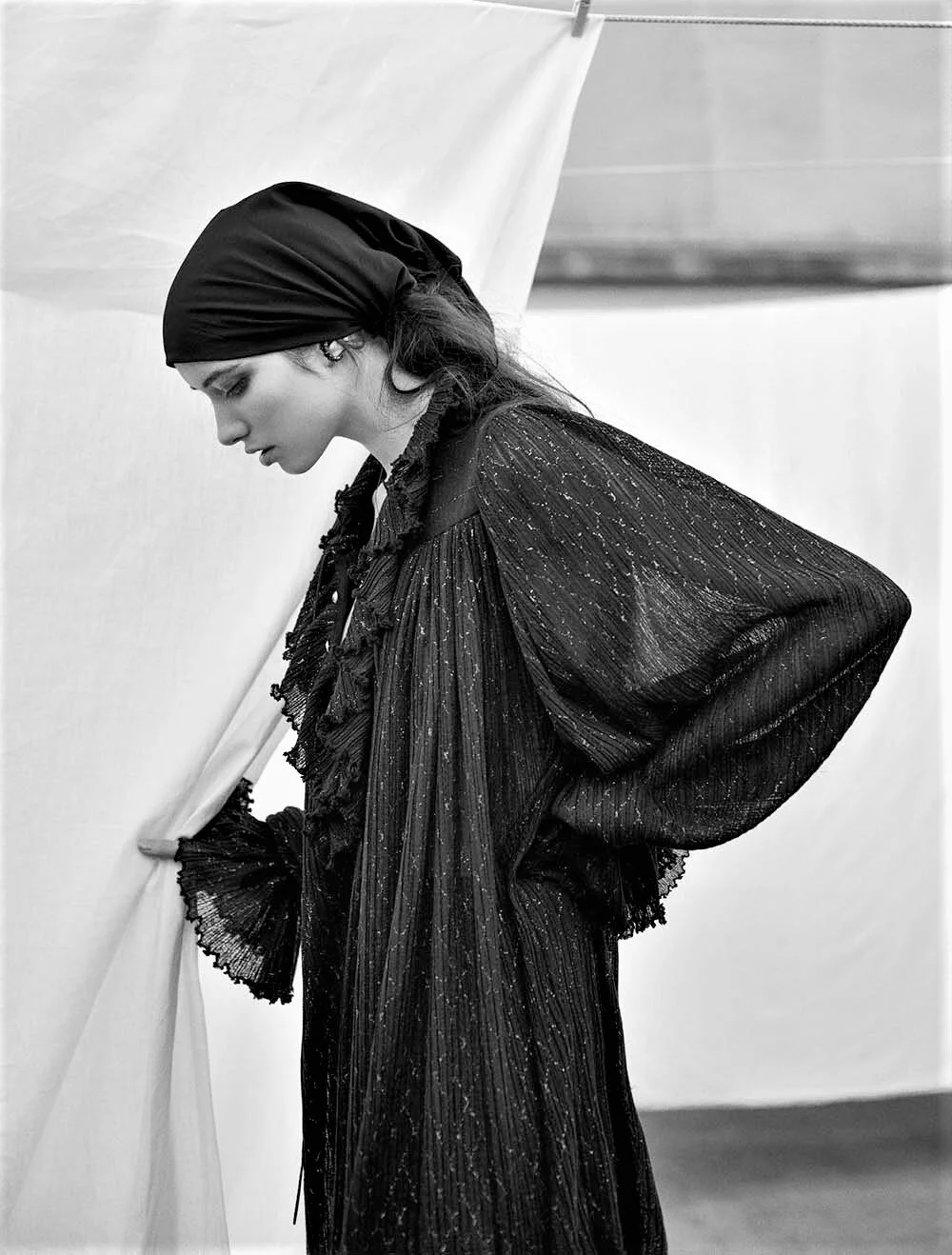 Grace-Hartzel-by-Dominique-Issermann-for-Numéro-March-2020-8.jpg