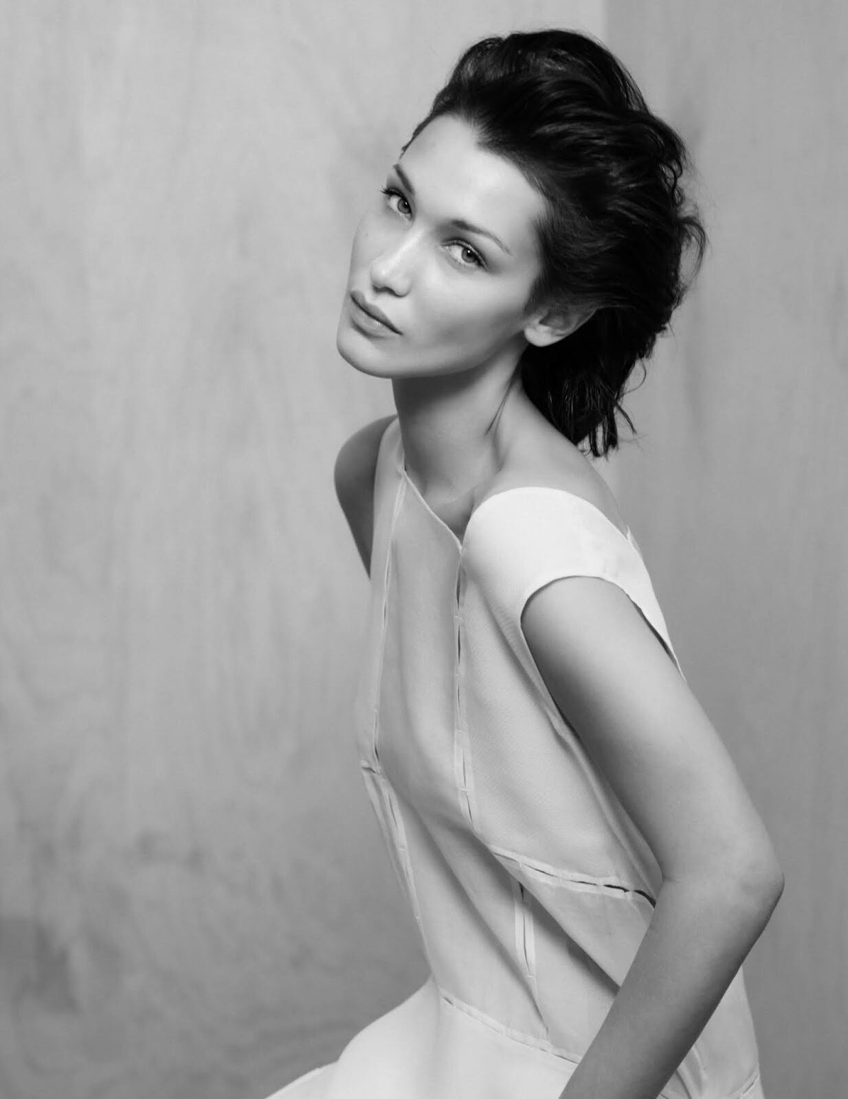 Bella Hadid for Vogue Greece April 2020  (11).jpg
